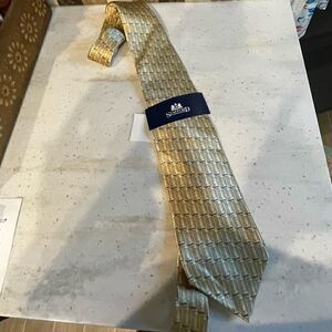 NWT Stafford Tie 
